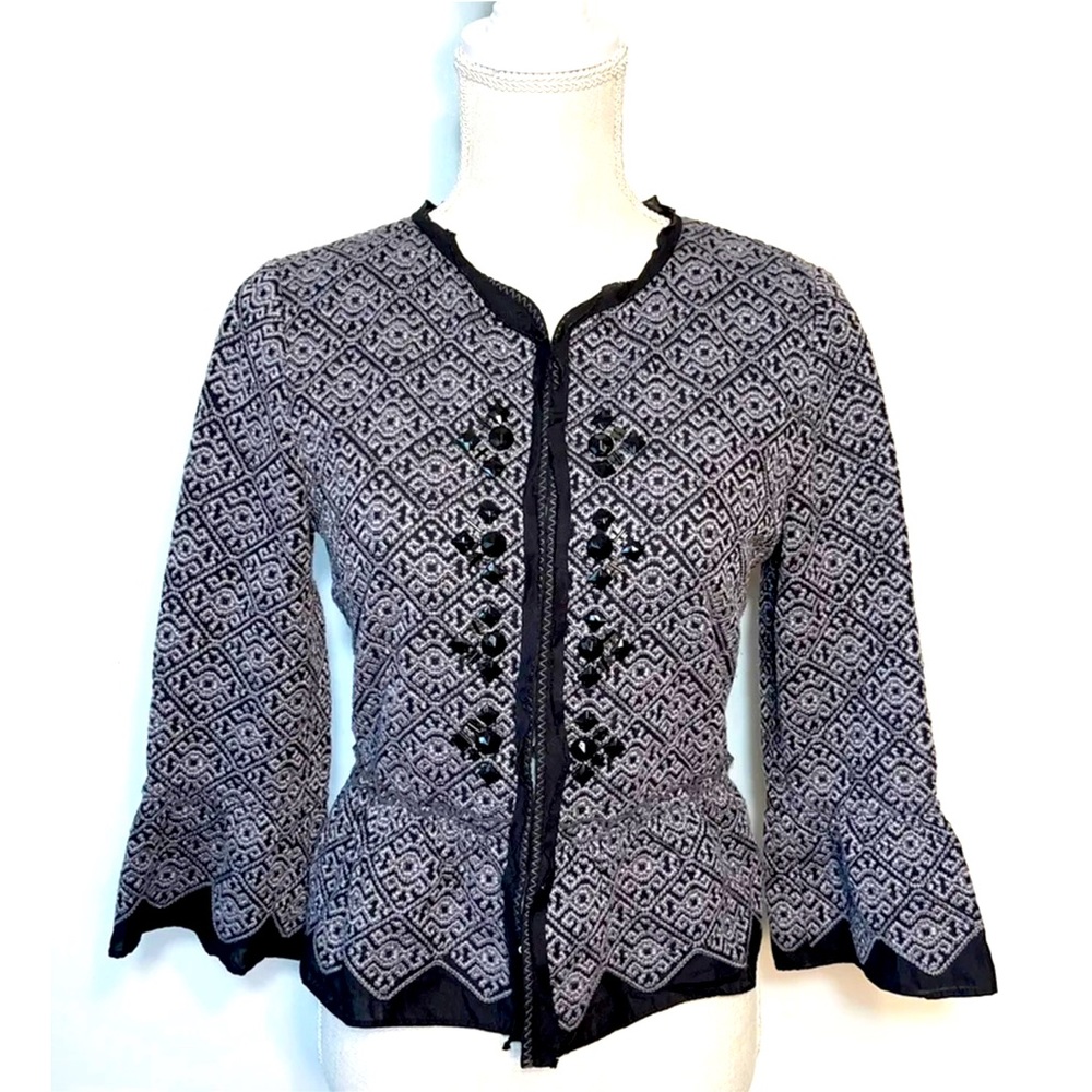 T Tahari Knit Blazer 8P Petite 3/4 Flared Sleeve Gray Black Jeweled Collarless